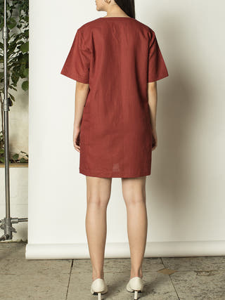 Plunge Neck Shift Dress Maroon Anushé Pirani