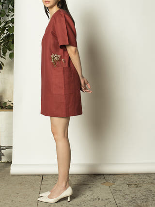 Plunge Neck Shift Dress Maroon Anushé Pirani