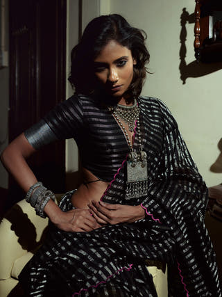 Arcane Sorceress Black Handloom Cotton Saree