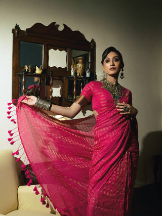 Twin Realm Pink Handloom Cotton Saree