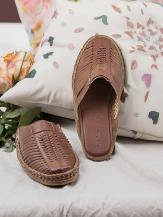 Roman Slip On Kolhapuri Shoes
