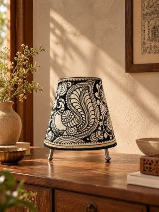 Peacock And Flower Table Lamp - Black