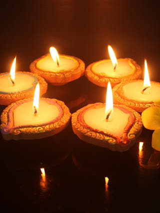 Handmade Motif Bankura Diya Wax Filled Candles - Set of 12