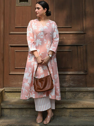 Pink Floral Paneled Kurta Set