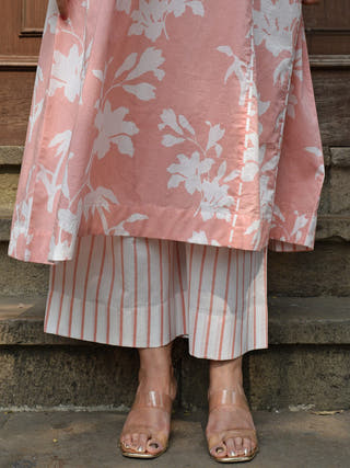 Pink Floral Paneled Kurta Set