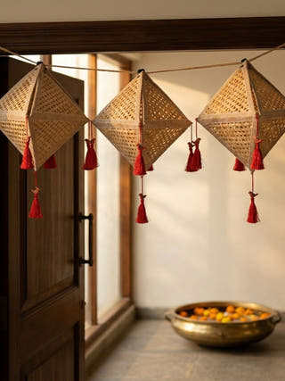 Jhoomar Handcrafted Bamboo Lantern Natural