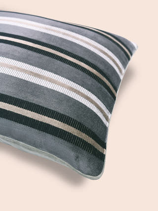 Flor Cushion Cover Home Yarn