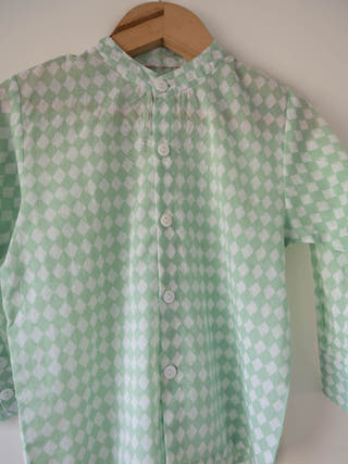 Barefoot Boy Shirt In Sage Green Rhombus