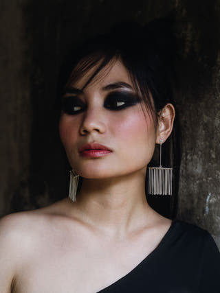 Sway Bold Earrings