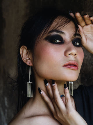 Sway Solo Earrings