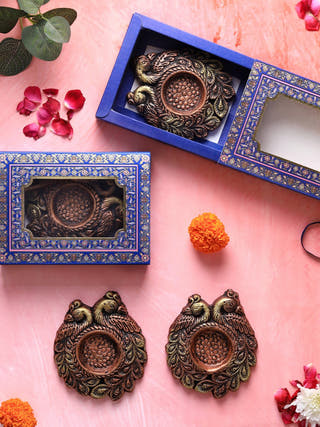 Couple Peacock T Light | Set of 4