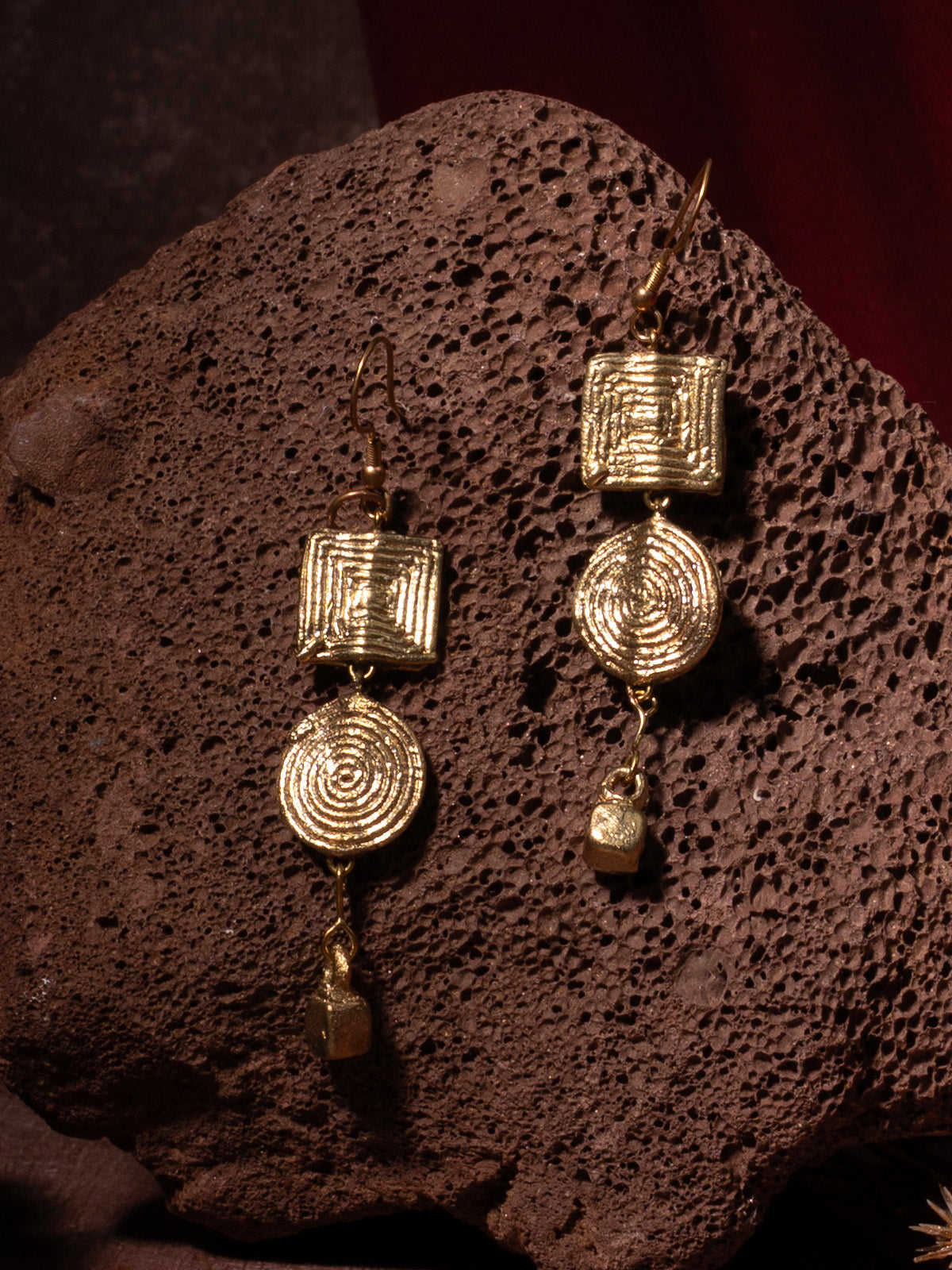 Aarohi Dhokra Earrings image 2