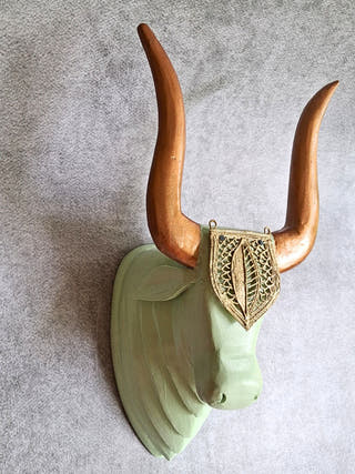 Dhokra Brass Accessorized Bull Head | Pista