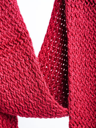 Fluffy Muffler | Dark Red