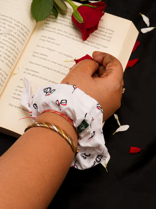 Rose Printed Bamboo Scrunchies Set of 2 White ECOKARI