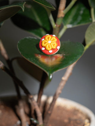 Daisyflower Hand Embroidered Round Ring Red/Yellow Sutanuti studio