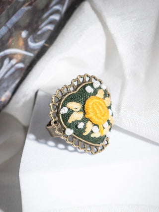 Rosebud Blossom Hand Embroidered Heart Ring Black/Yellow Sutanuti studio