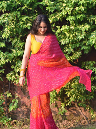 Royal Pixels Pink Bandhej Saree