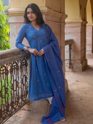 Handloom Sky Blue Pure Cotton Jamdani Kurta Set With Dupatta