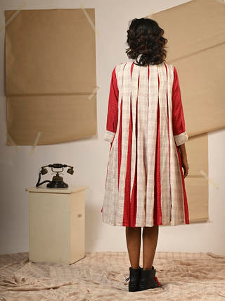 Box Pleat Dress Prathaa