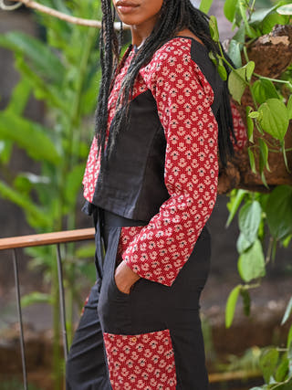 Aastey Cargo Pants Black - Handloom Cotton cargo pants for women in Black color