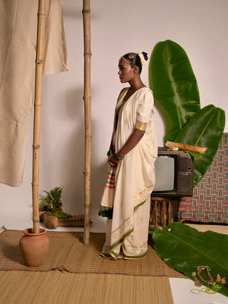 Kathakali Off White Handwoven Mul Cotton Saree