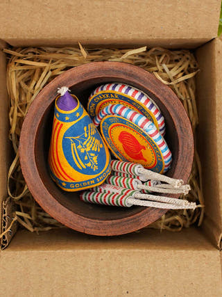 Handcrafted Diwali Hamper Multicolour Scrapshala