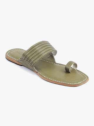 Stylish Grey Toes Men Kolhapuri Chappal