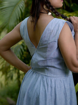 VINTAGE CLASSICS Mermaids Quest Dress Blue Frills&Falls