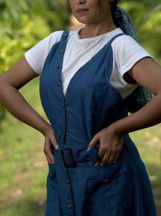 VINTAGE CLASSICS Valentine Flame Dress Teal Frills&Falls