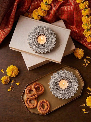 The 'Pushpa' Petal Holder | Set of 2