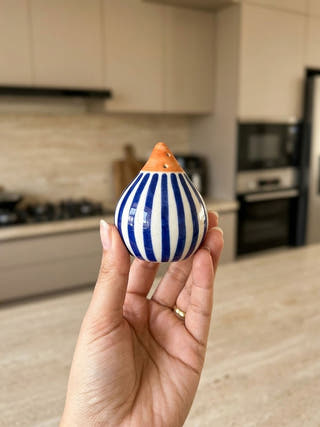 Elara Ceramic Salt & Pepper Sprinkle Set
