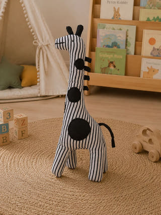 Giraffe Plushie