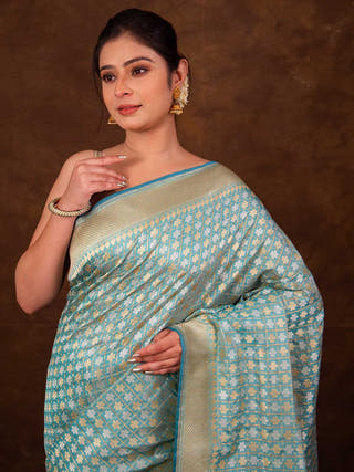 Kadhwa Floral Check Jangla Saree HKVBenaras