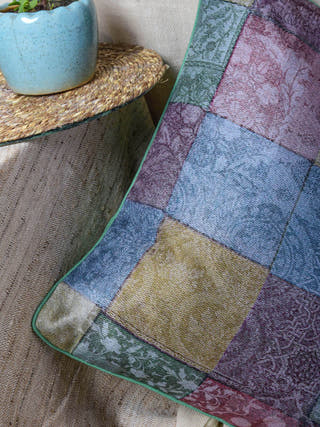 Isin Print Cushion Home Yarn