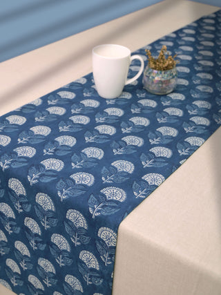 Blomst Table Runner Home Yarn