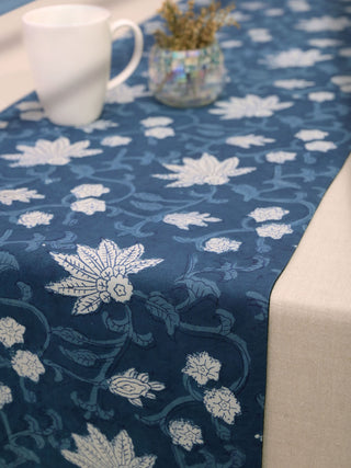 Fleur Table Runner Home Yarn