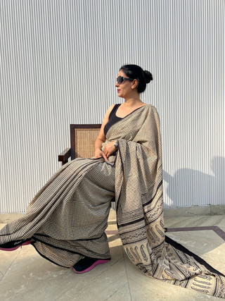 Chhaya Heritage Bagru Hand Block Printed Pure Cotton Checks Saree