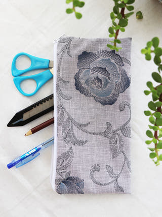 Grey Flora Printed Multipurpose Pouch
