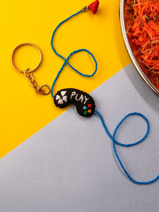Game console & Pizza Rakhi - Set of 2