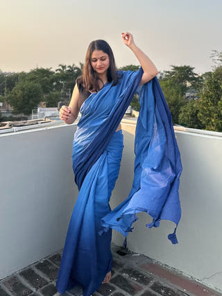 Siyahi Blue Ombre Mul Cotton Saree