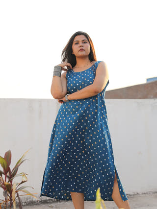 Fiza Sleeveles Cotton Bandhini Dress