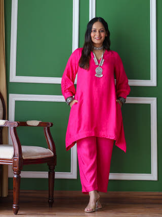 Meera Fuchsia Pink Short Kurta Set