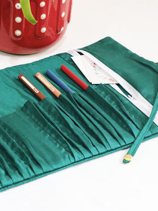 Green Printed Roll-up Pencil Case