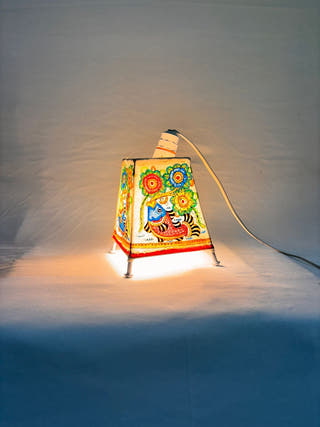 Fish And Floral Table Lamp - Multicolor