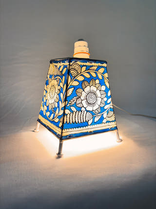 Floral Design Table Lamp - Blue
