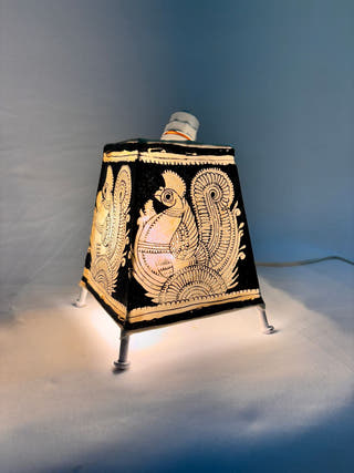 Peacock Table Lamp - Black