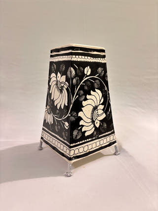Lotus Design Table Lamp - Black
