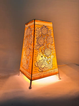 Fish And Flower Table Lamp - Yellow
