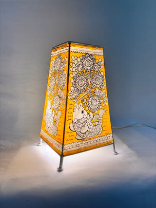 Fish And Flower Table Lamp - Yellow